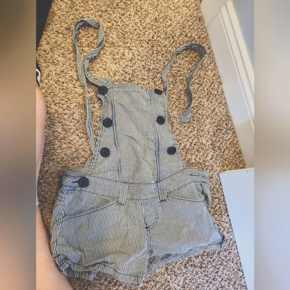Overall shorts black and white stripped size 5